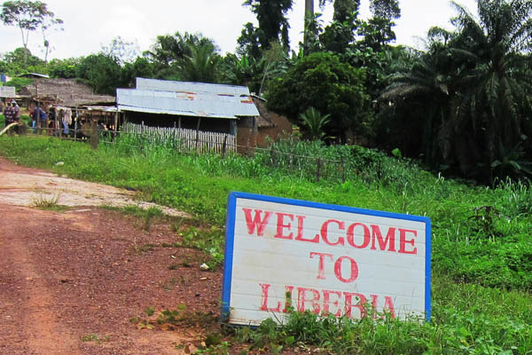 Liberian border crossing at Pekanhouebli
